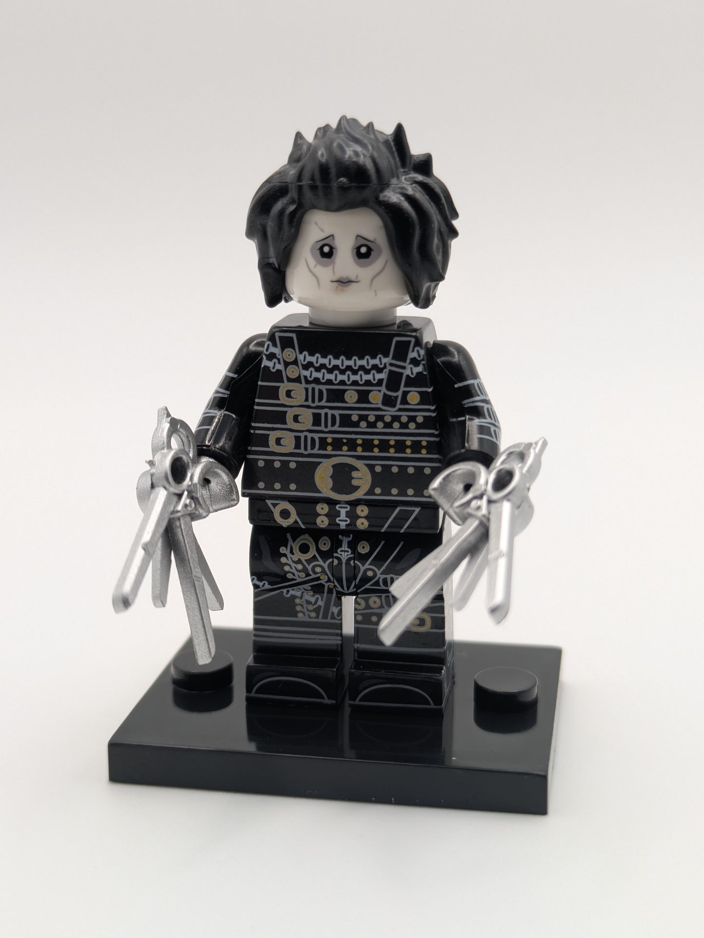 Edward Scissorhands - Klemmbaustein Custom Minifigur MOC