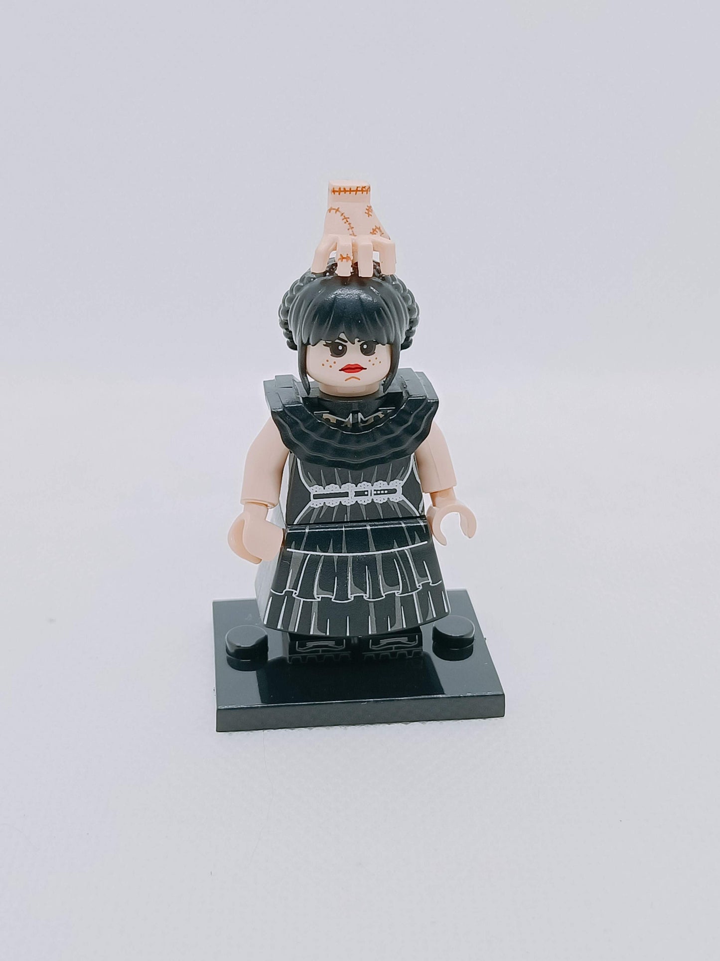 Wendsday - Adams Family - Klemmbaustein Custom Minifigur MOC
