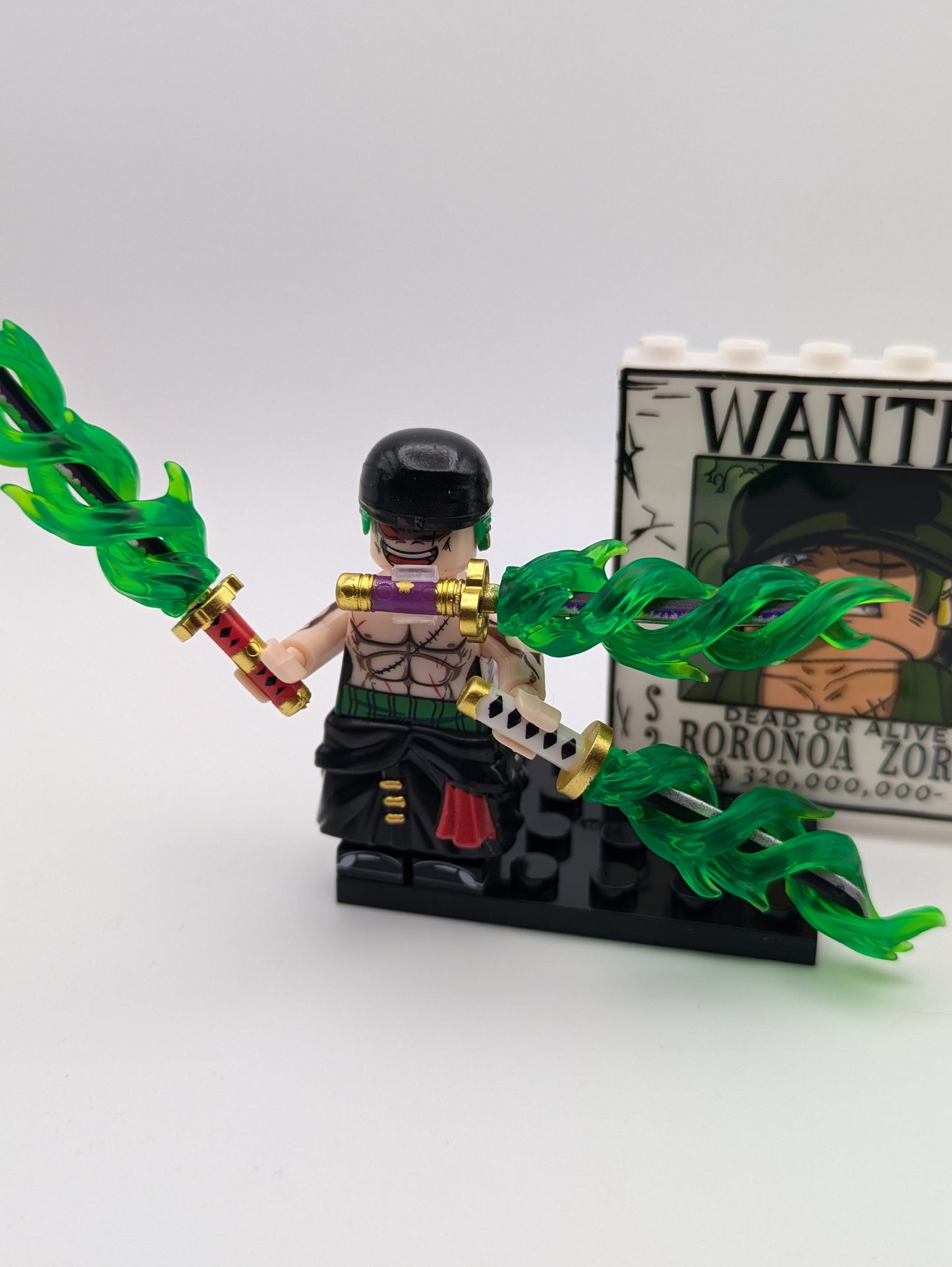 One Piece / Roronoa Zoro - Klemmbaustein Custom Minifigur MOC