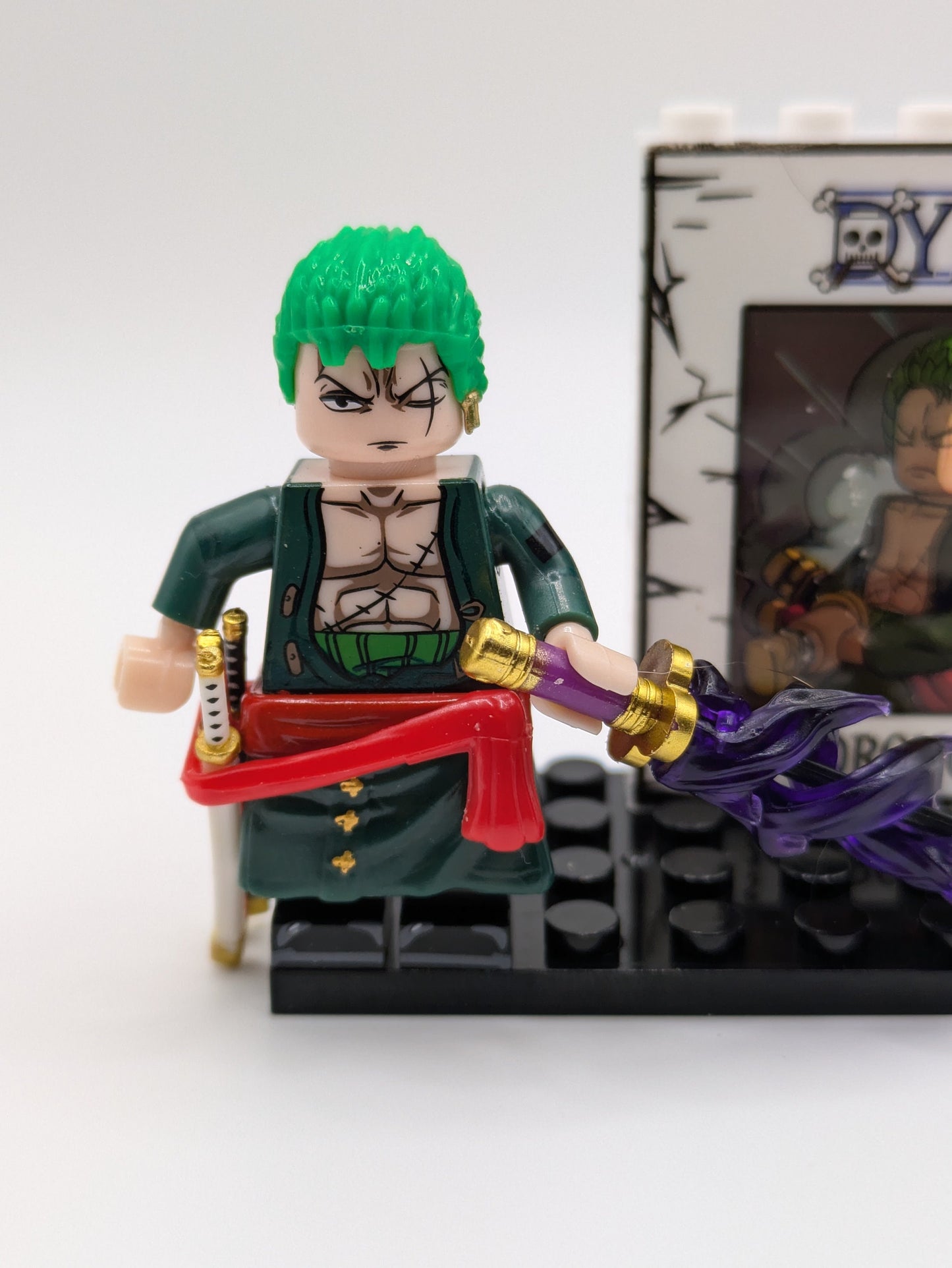 One Piece / Roronoa Zoro - Klemmbaustein Custom Minifigur MOC