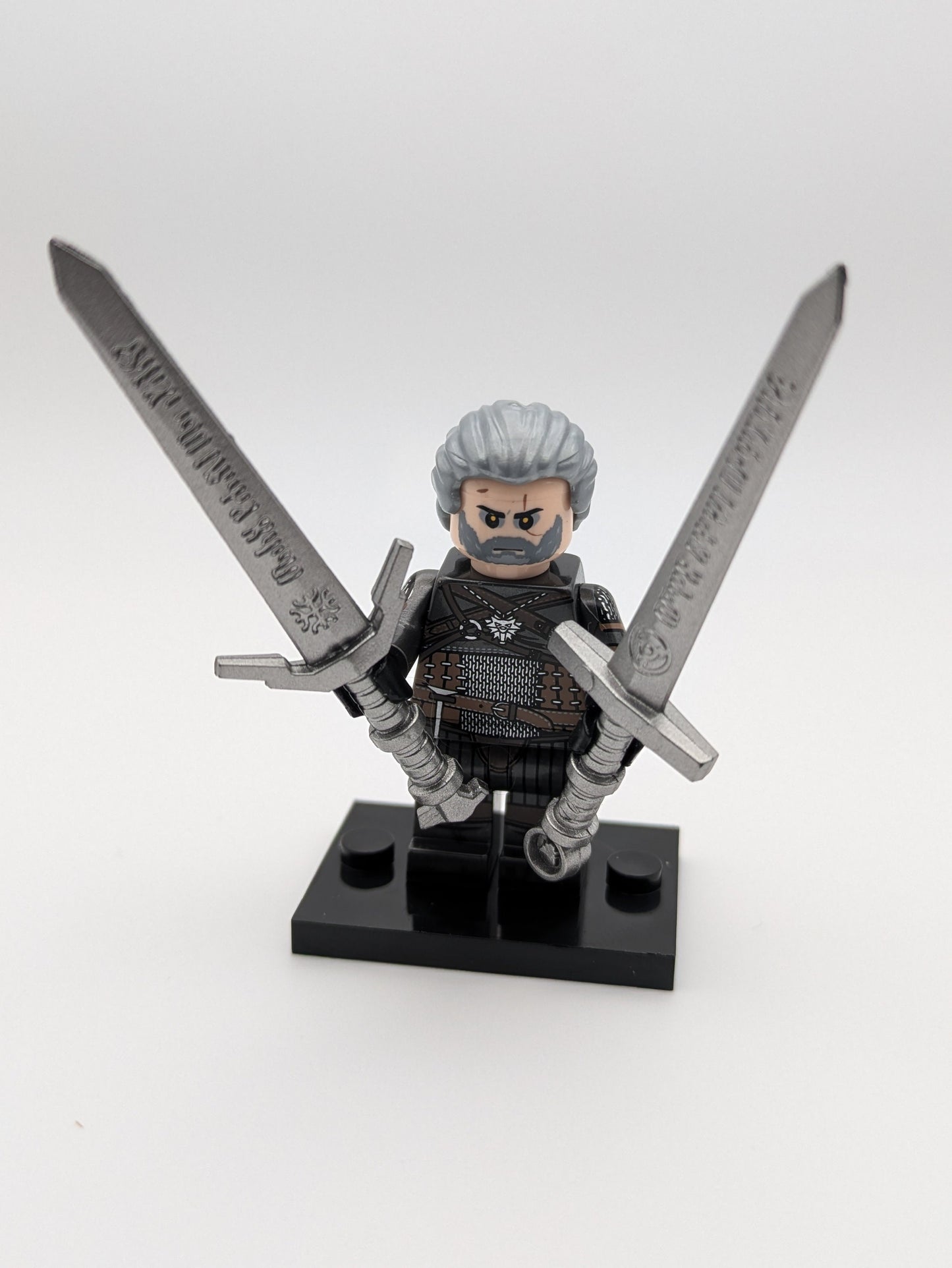 The Witcher / Geralt of Rivia / Klemmbaustein Custom Minifigur MOC