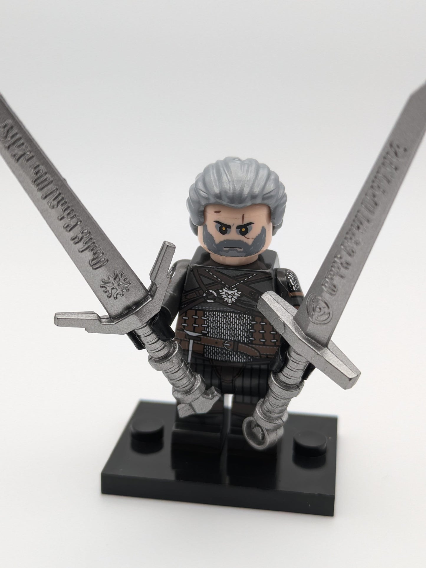 The Witcher / Geralt of Rivia / Klemmbaustein Custom Minifigur MOC