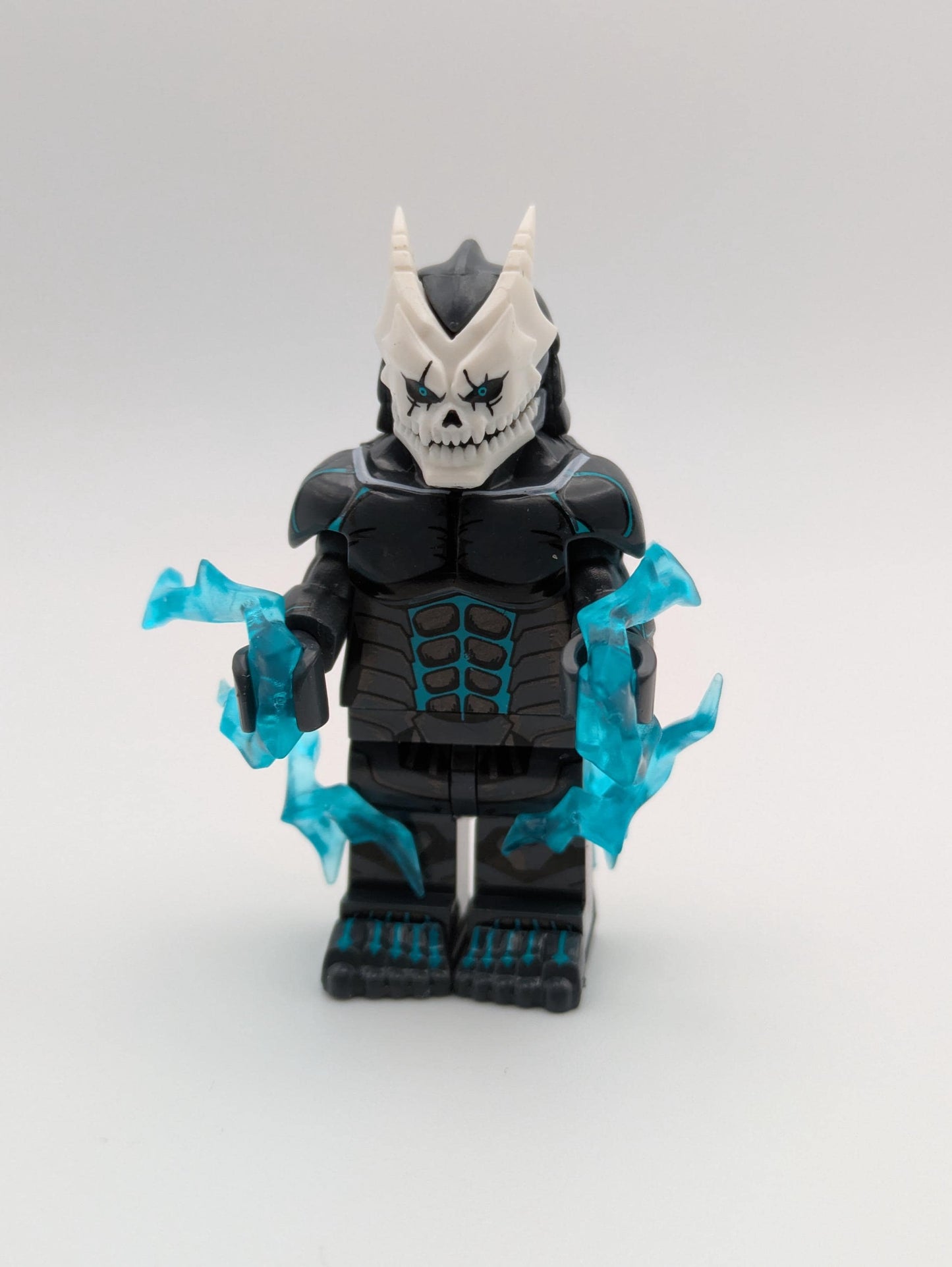 Kaiju No 8 - Klemmbaustein Custom Minifigur MOC