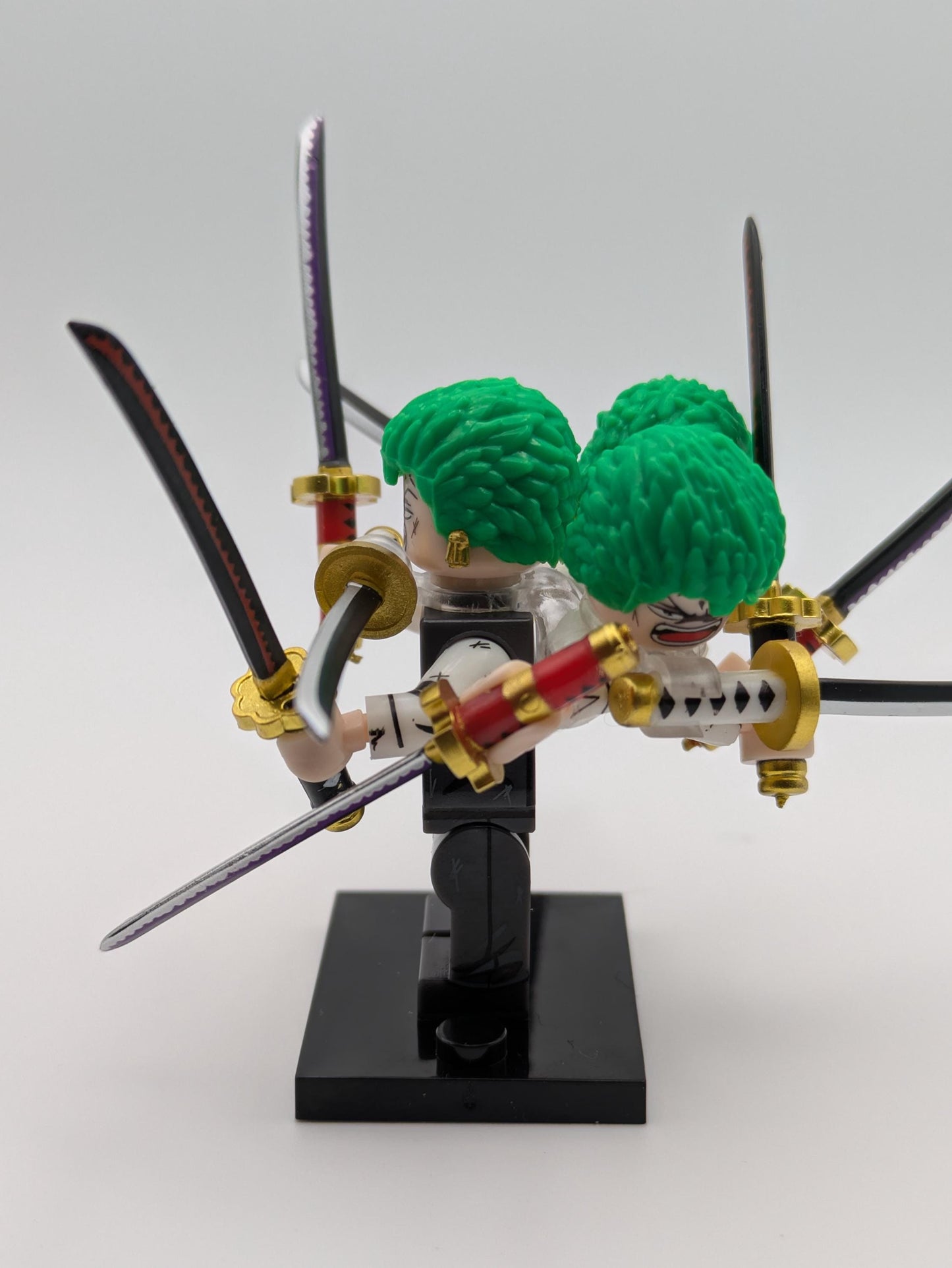 One Piece / Roronoa Zoro - Klemmbaustein Custom Minifigur MOC