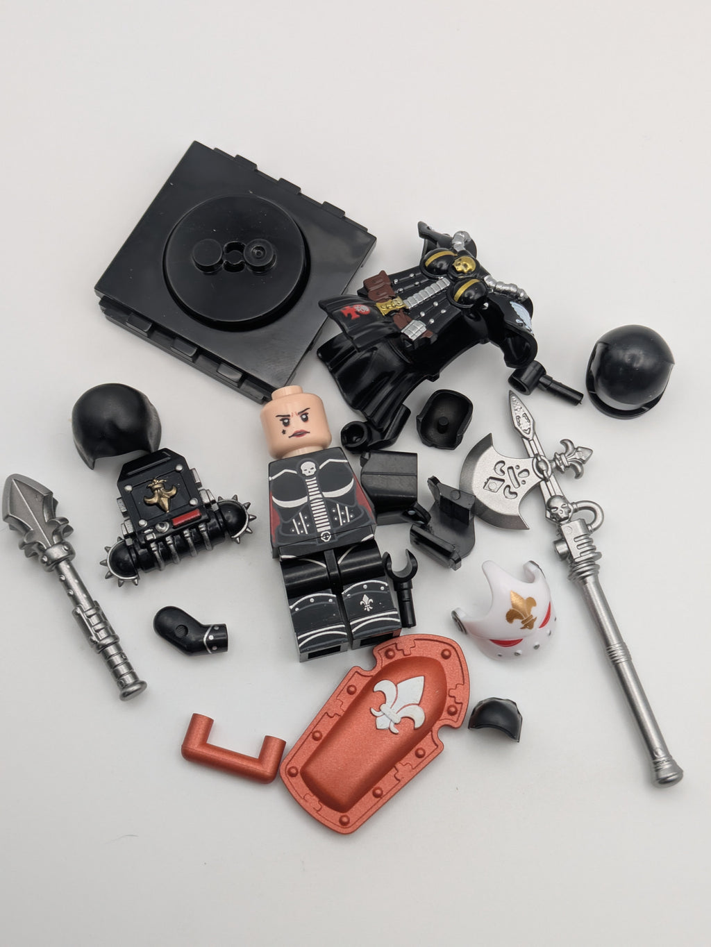 Warhammer 40k / Sister of Battle - Brick Custom Minifigure MOC