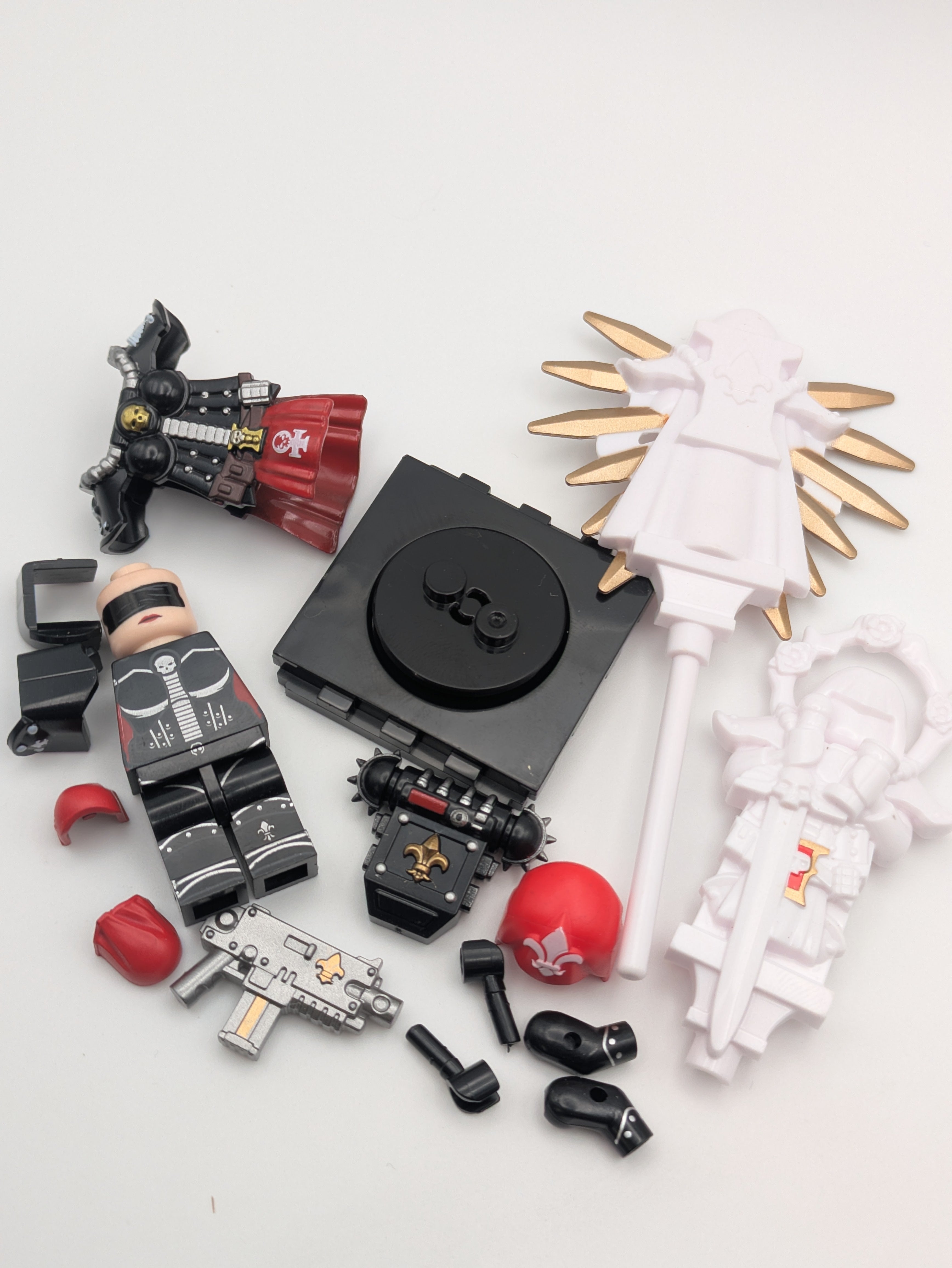 Warhammer 40k / Sister of Battle - Brick Custom Minifigure MOC