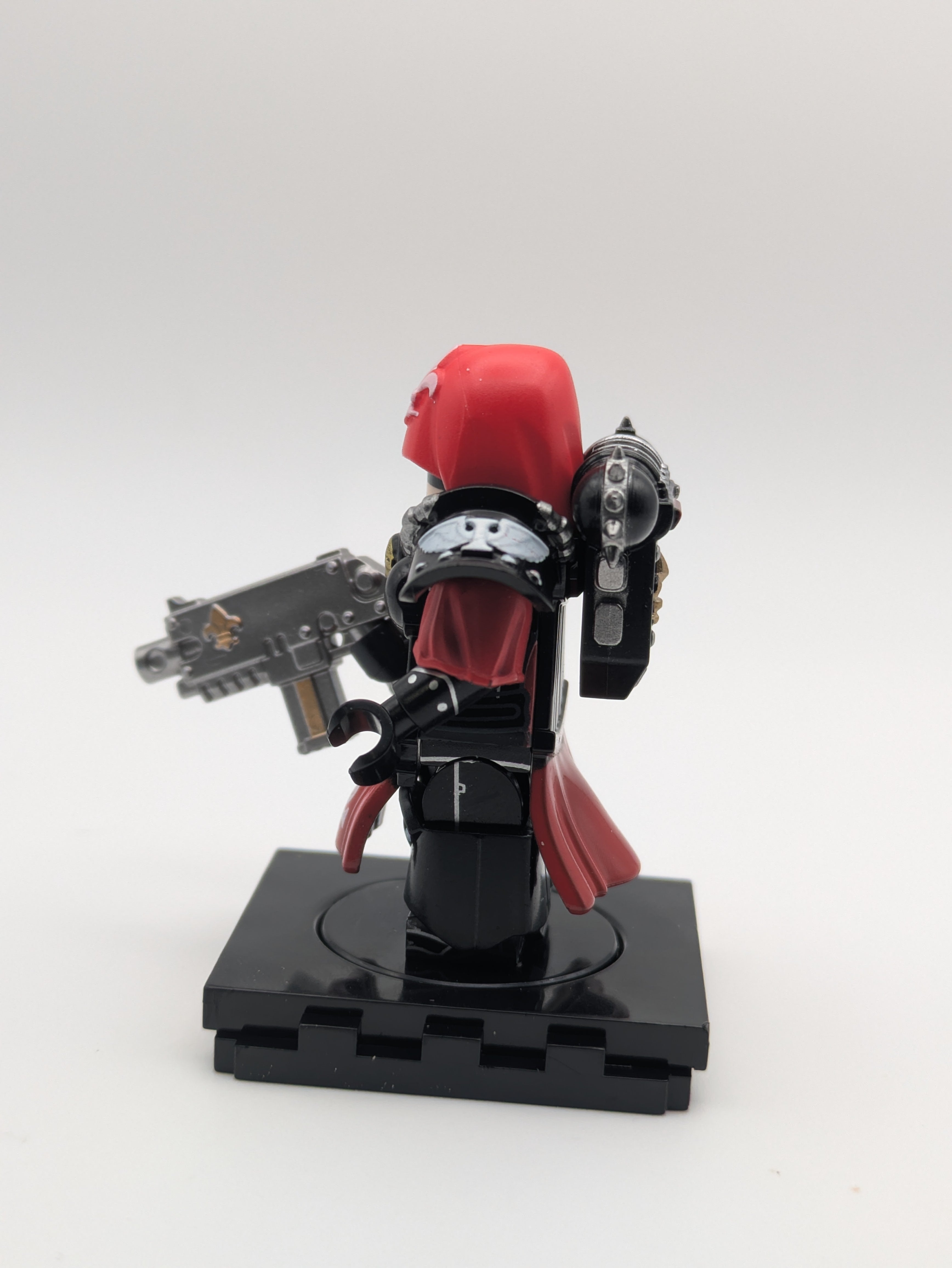 Warhammer 40k / Sister of Battle - Brick Custom Minifigure MOC