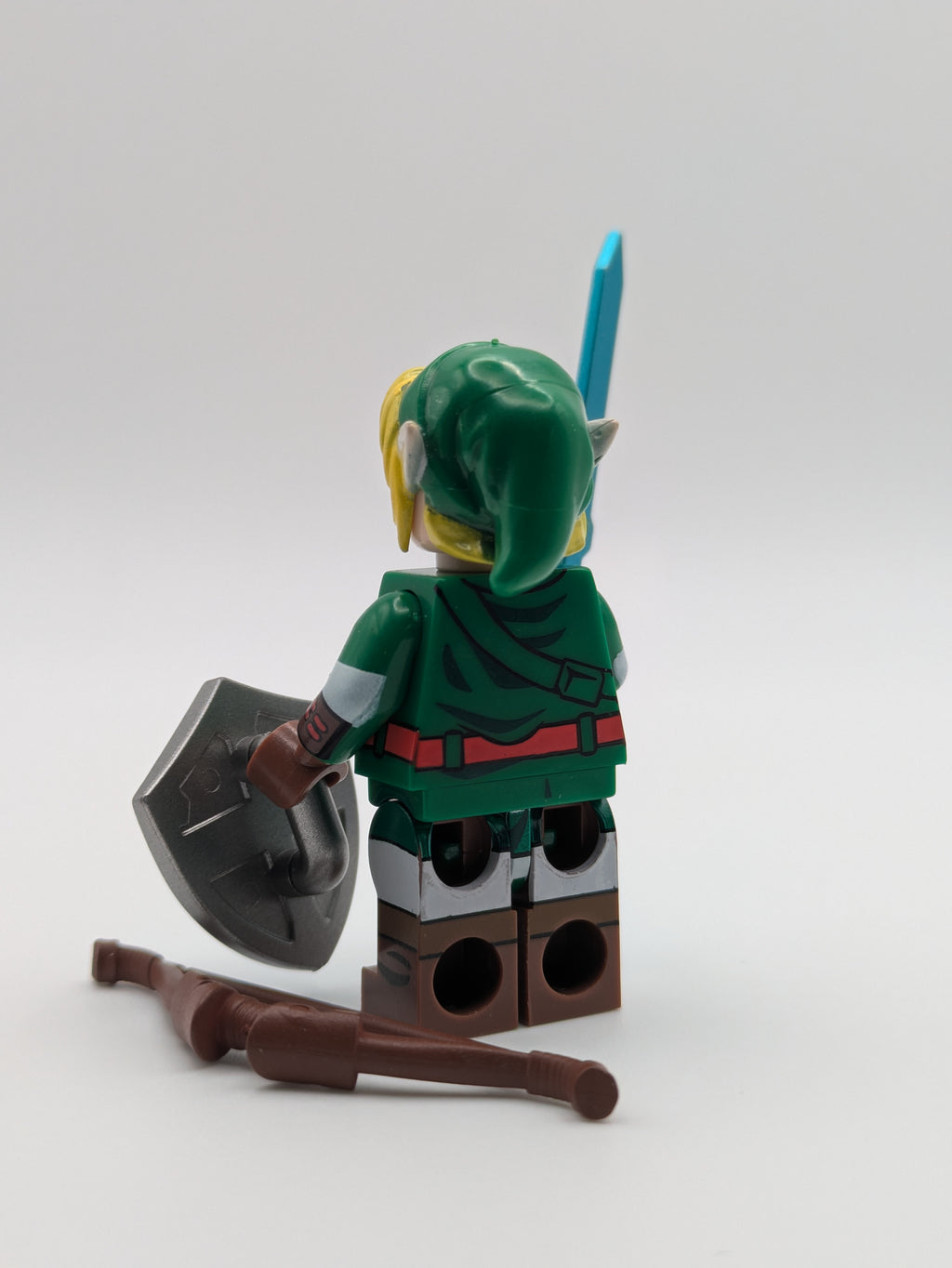 Zelda Link Character - Brick Custom Minifigure MOC
