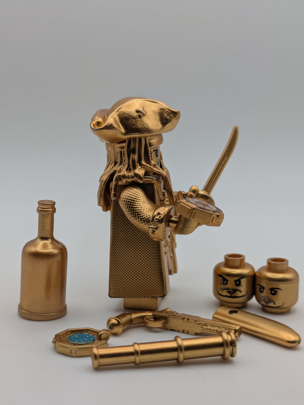 Cpt. Jack Sparrow / Fluch der Karibik - Klemmbaustein Custom Minifigur MOC