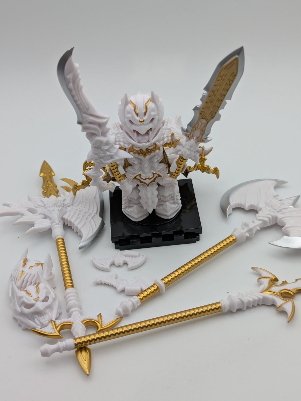 Berserk / Batman Style - Klemmbaustein Custom Minifigur MOC