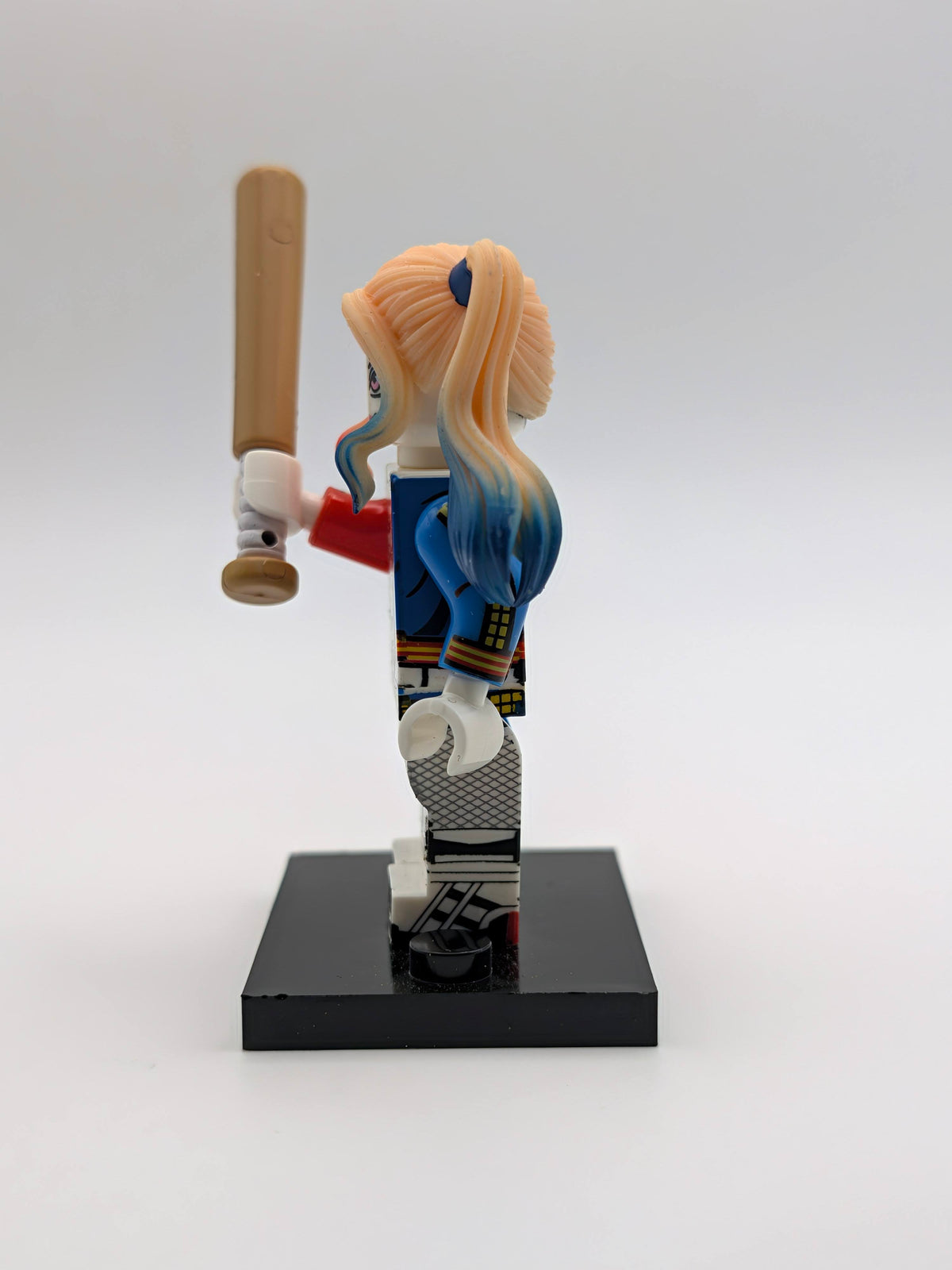 Harley Quinn DC Charakter / Klemmbaustein Custom Minifigur MOC