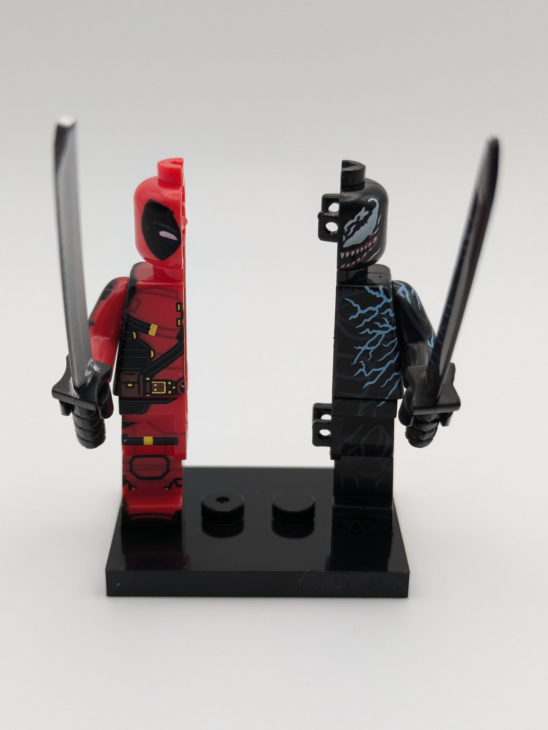 Deadpool & Wolverine - Klemmbaustein Custom Minifigur MOC