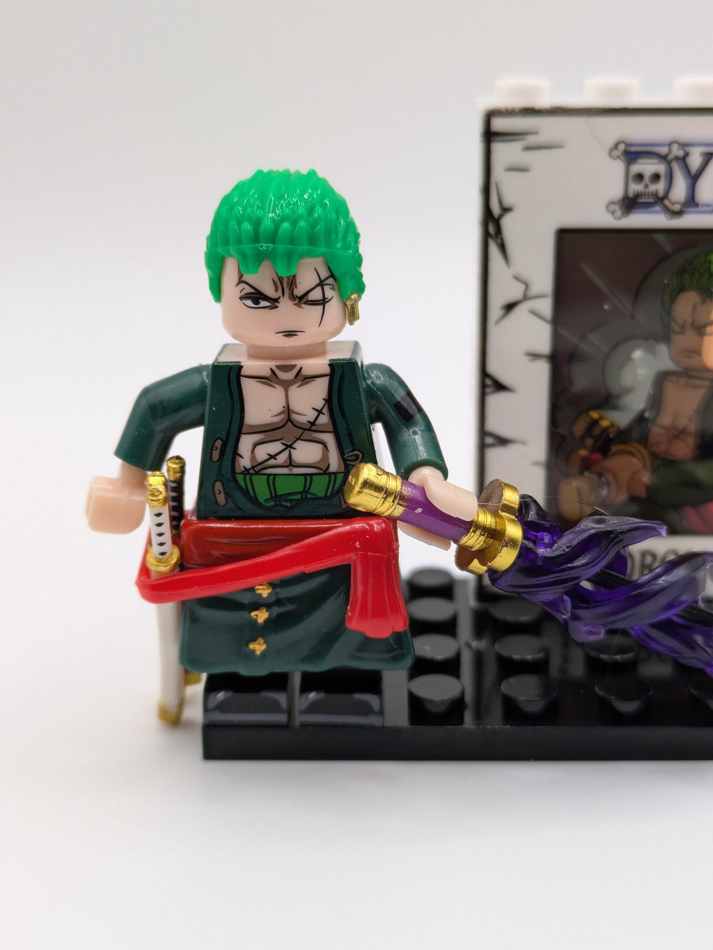 One Piece / Roronoa Zoro - Klemmbaustein Custom Minifigur MOC