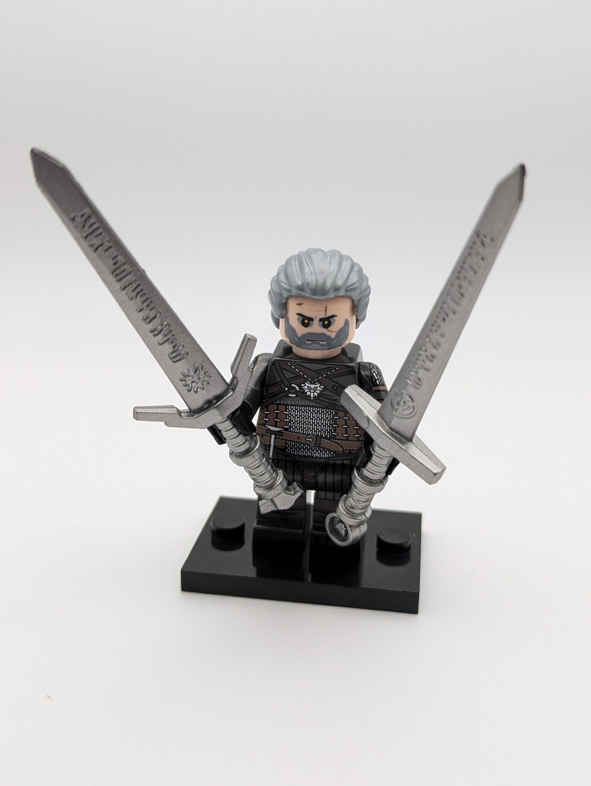 The Witcher / Geralt of Rivia / Klemmbaustein Custom Minifigur MOC