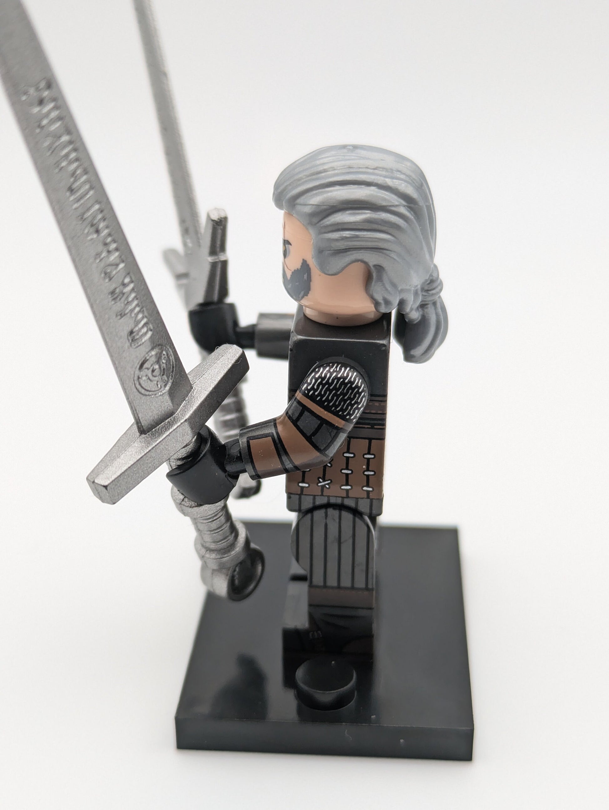 The Witcher / Geralt of Rivia / Klemmbaustein Custom Minifigur MOC