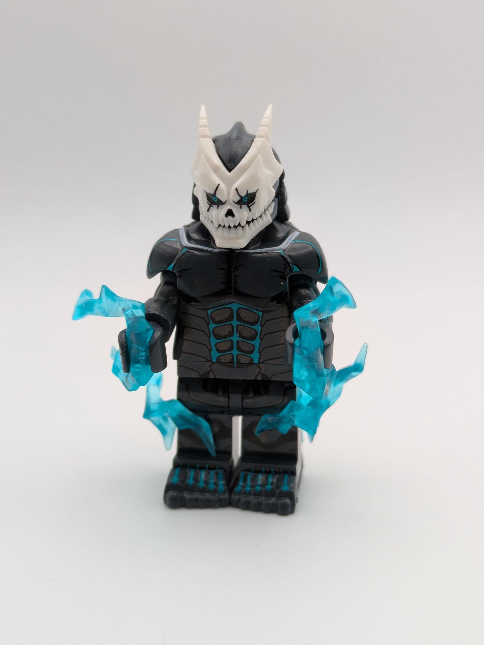 Kaiju No 8 - Klemmbaustein Custom Minifigur MOC
