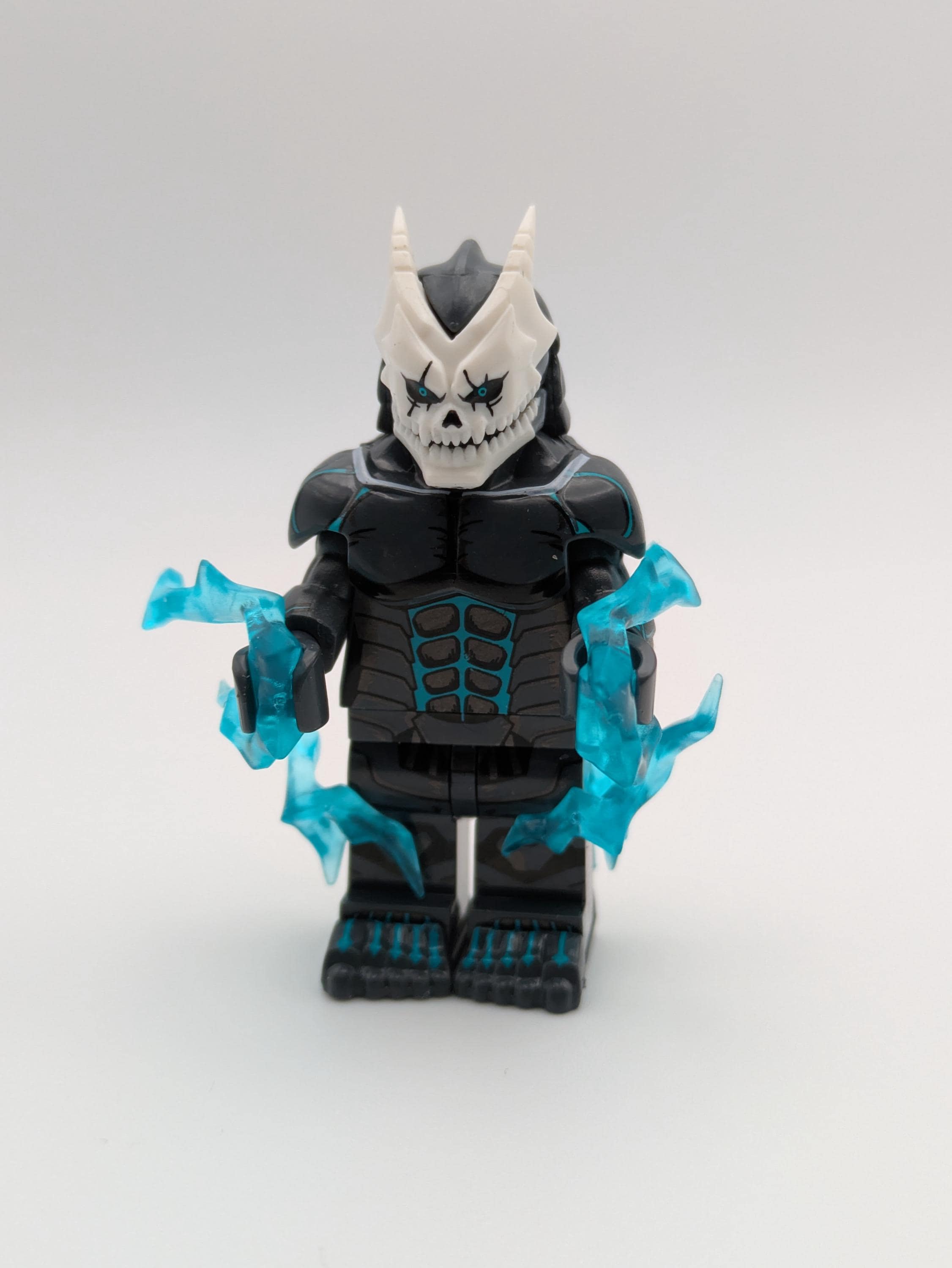 Kaiju No 8 - Klemmbaustein Custom Minifigur MOC